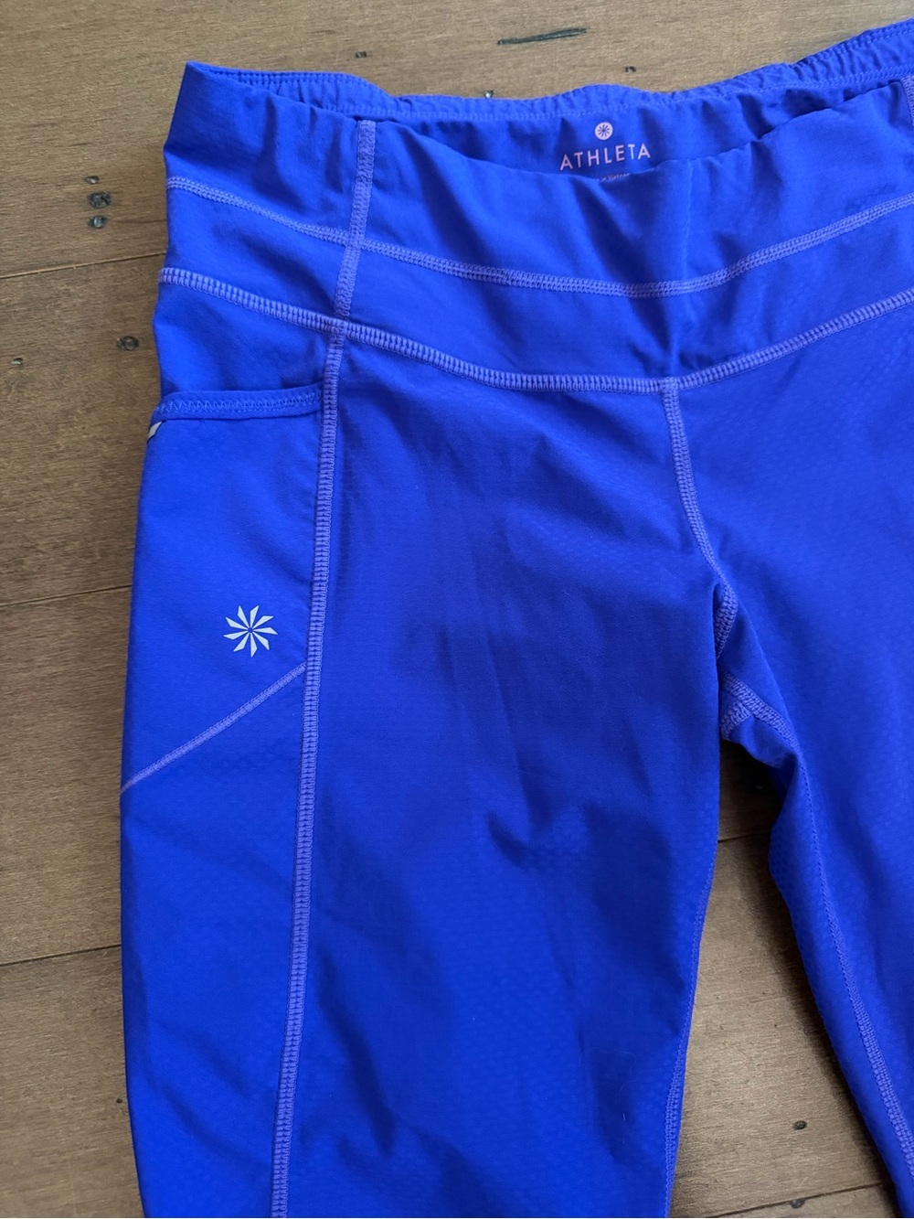 Athleta Dobby be Free Capri Leggings Purple Sapphire size small - Picture 3 of 5